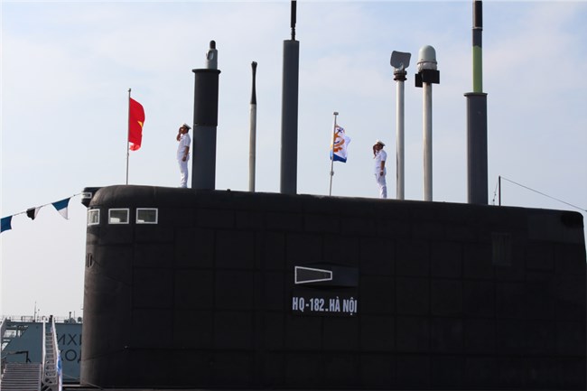 Nhân tố chính trị tinh thần-sức mạnh và niềm tin của thủy thủ tàu ngầm.
Phần 1: Xây dựng 